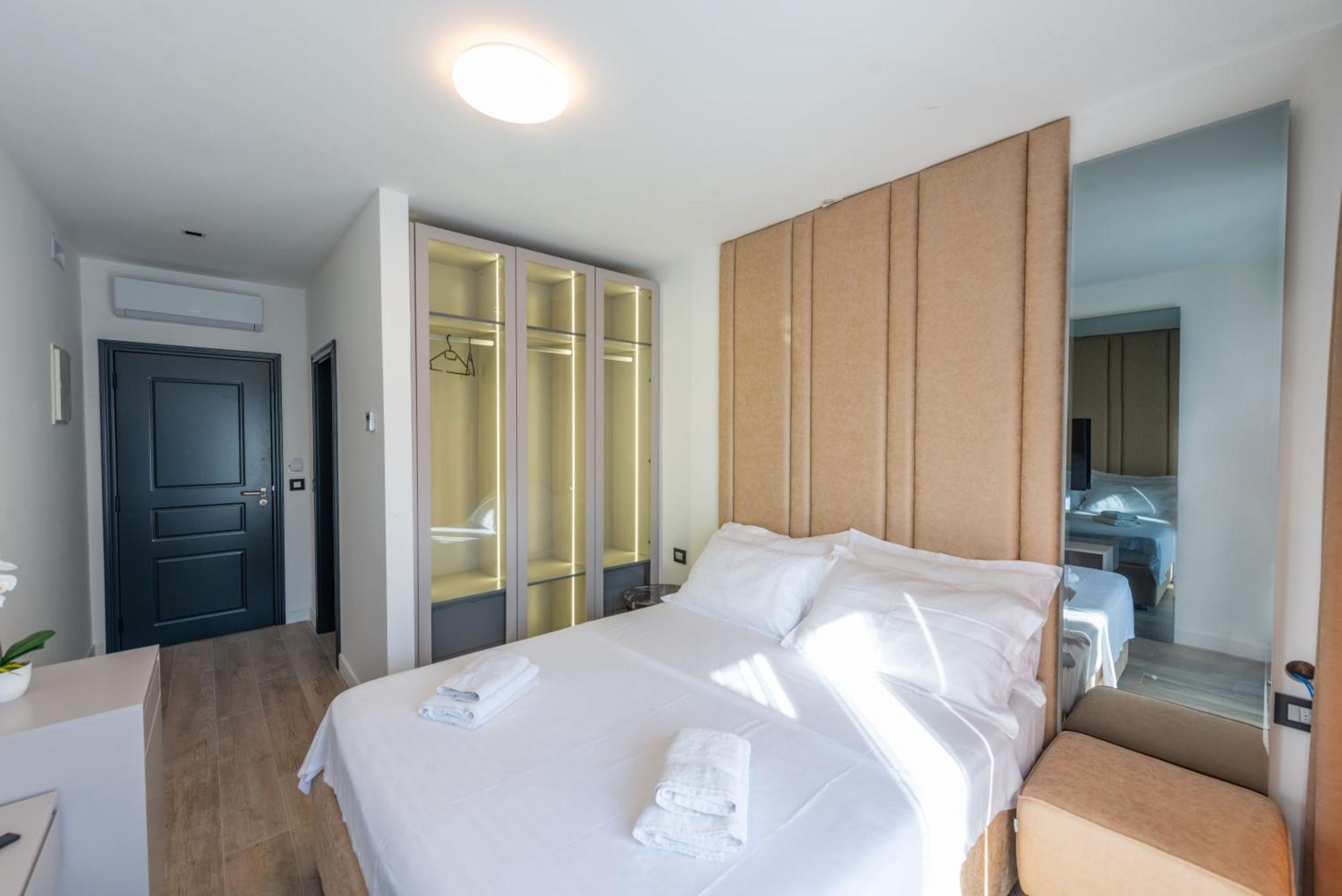 Botanica Boutique Hotel Улцин Екстериор снимка