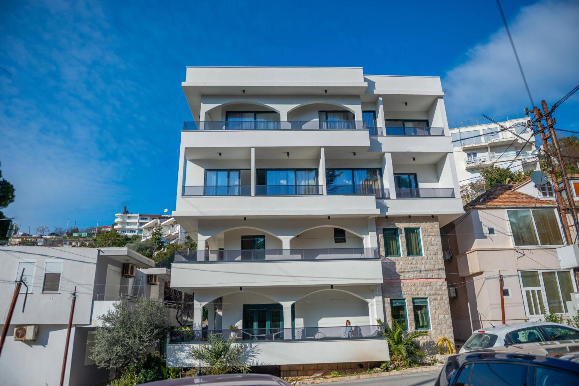 Botanica Boutique Hotel Улцин Екстериор снимка