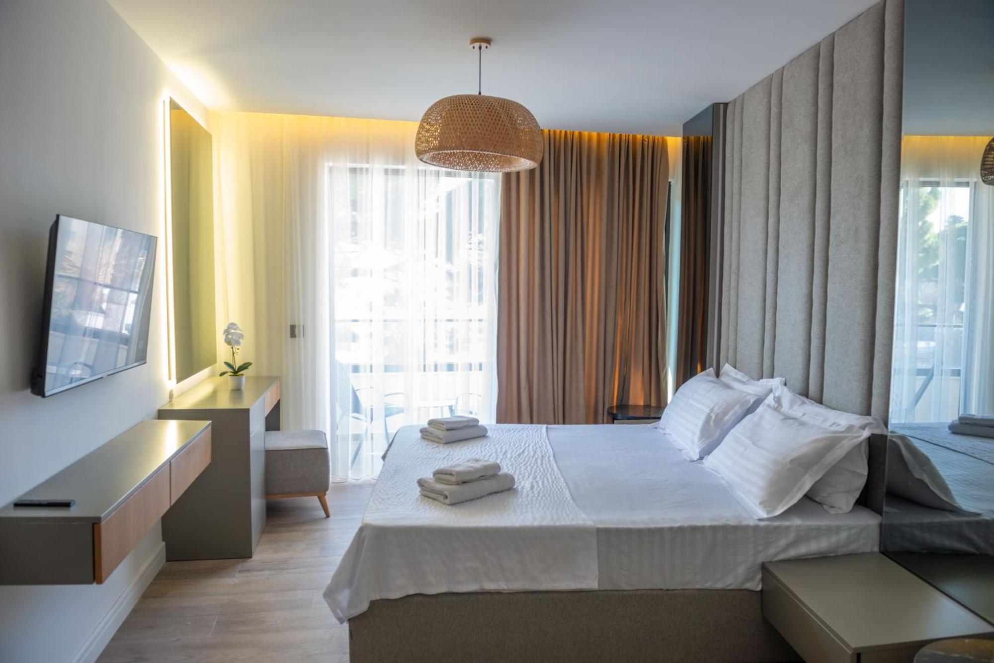 Botanica Boutique Hotel Улцин Екстериор снимка