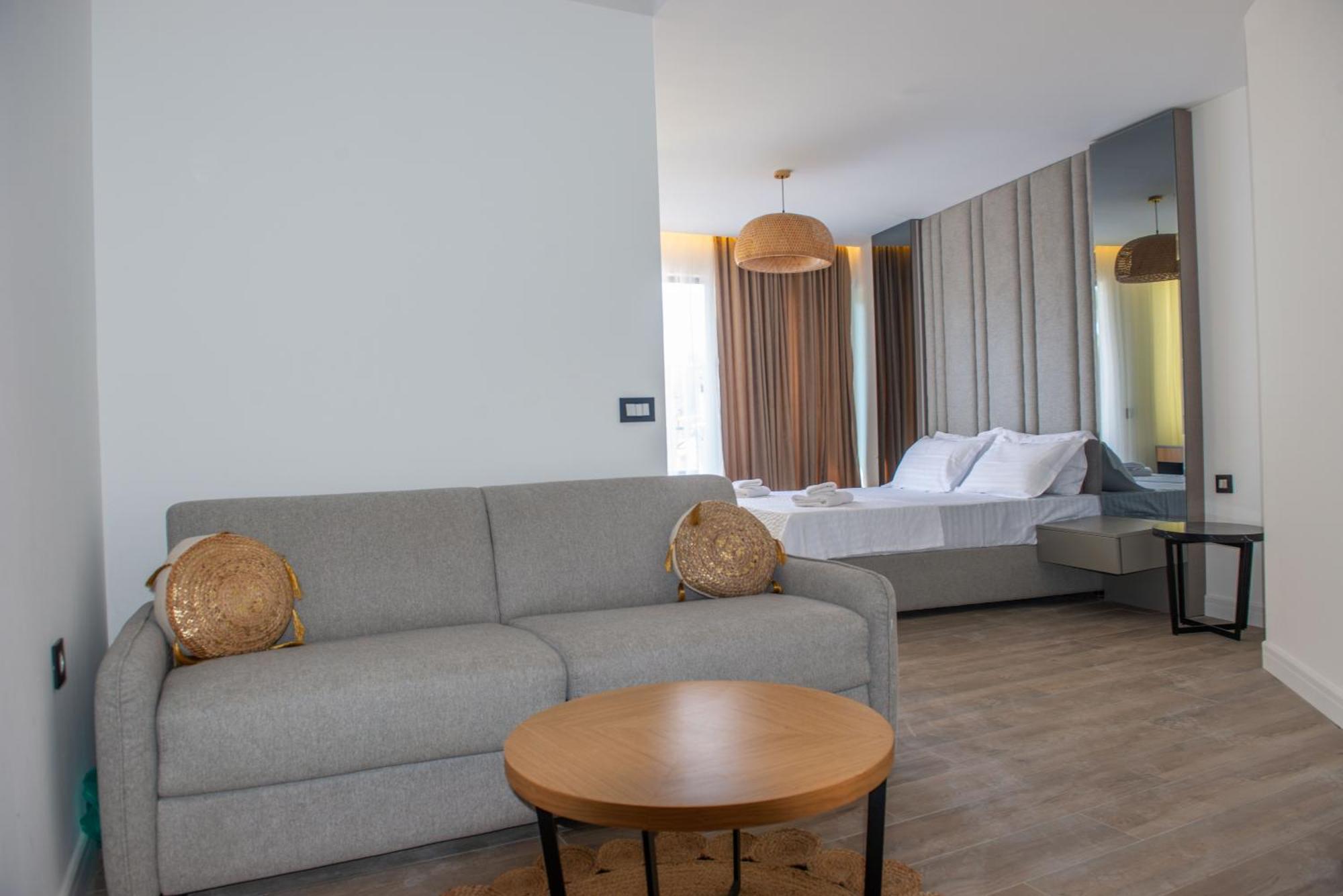 Botanica Boutique Hotel Улцин Екстериор снимка