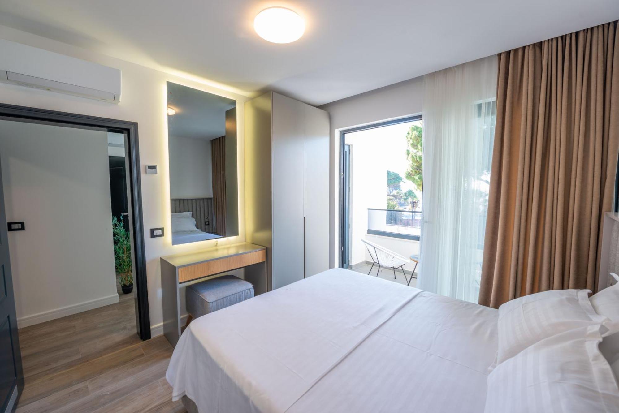 Botanica Boutique Hotel Улцин Екстериор снимка