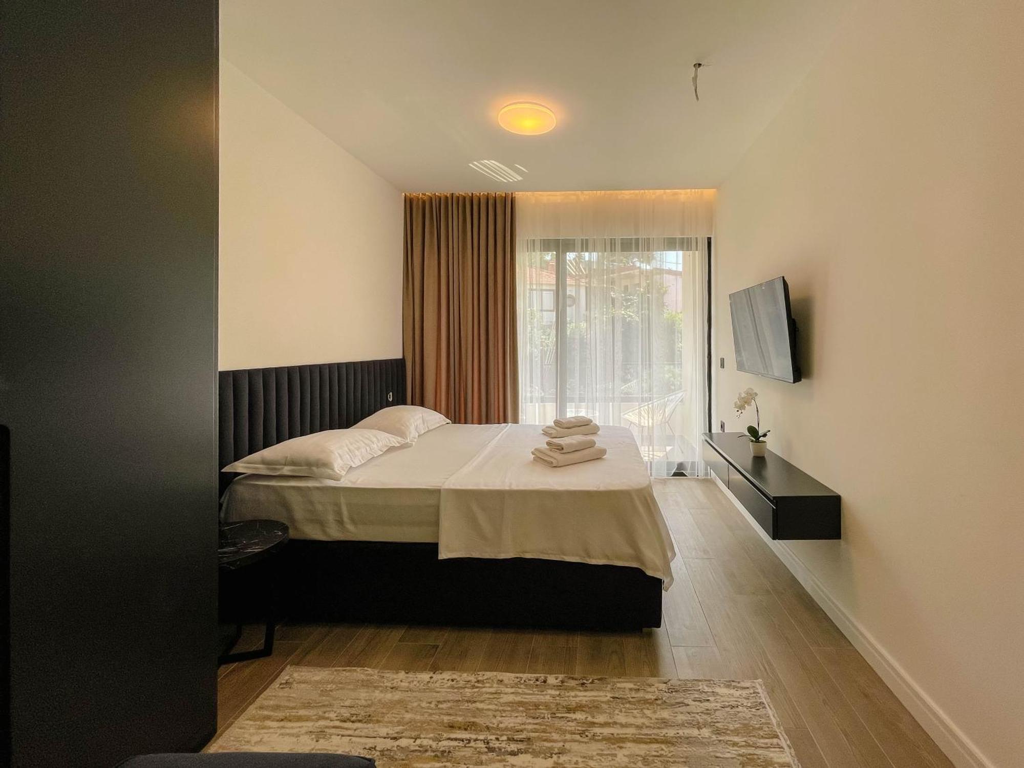 Botanica Boutique Hotel Улцин Екстериор снимка